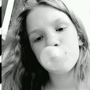 Meet your Posher, Kiera